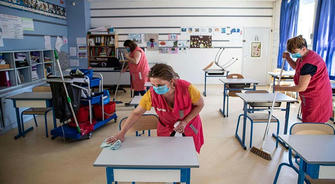 School cleaning career guide: revealing the opportunities and challenges of campus cleaning work for job seekers